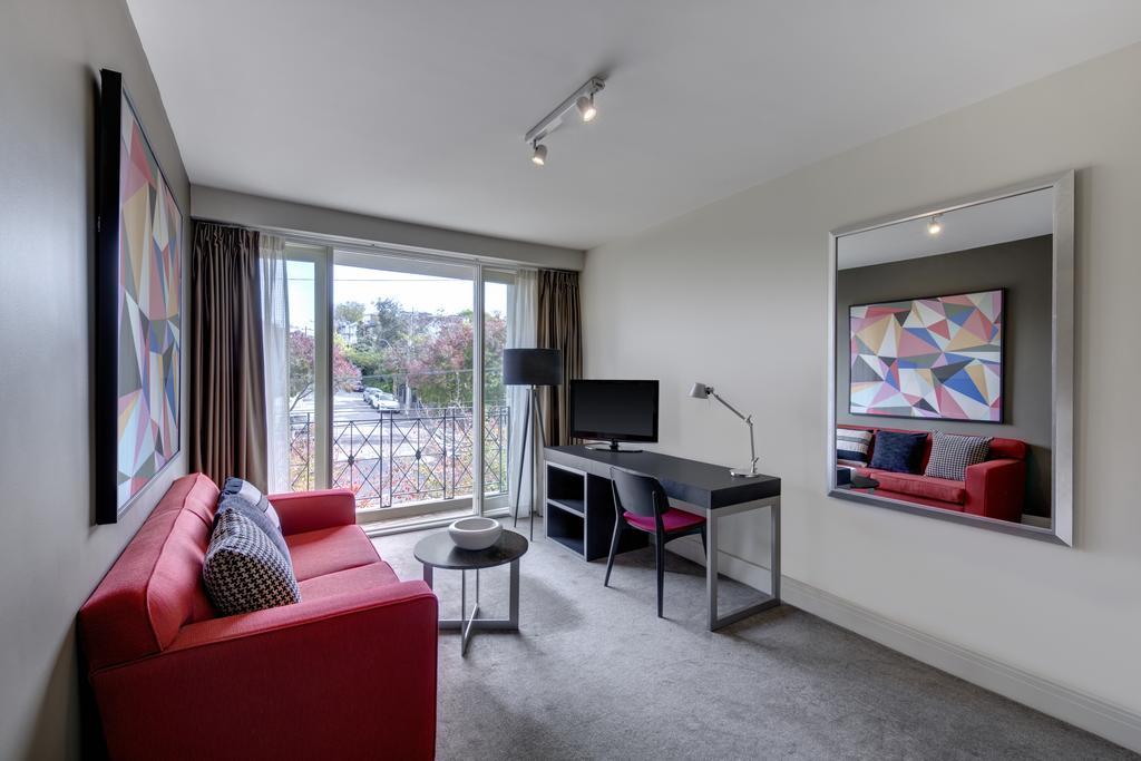 Adina Apartment Hotel South Yarra เมลเบิร์น ภายนอก รูปภาพ
