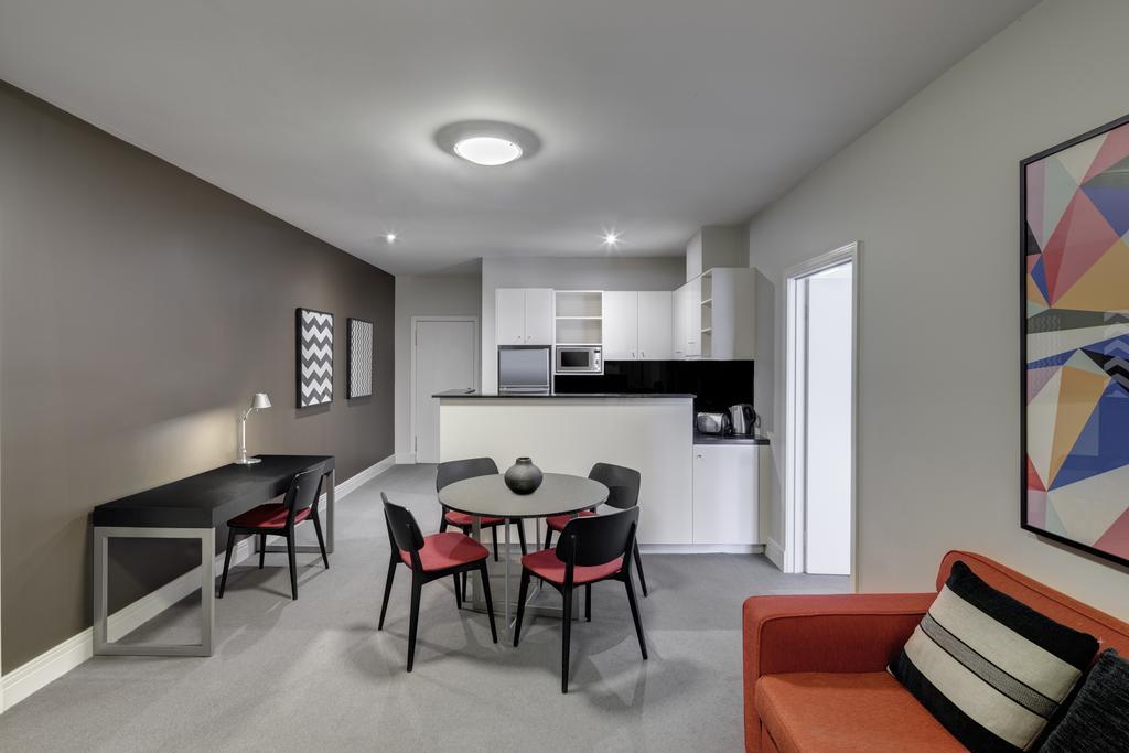 Adina Apartment Hotel South Yarra เมลเบิร์น ภายนอก รูปภาพ
