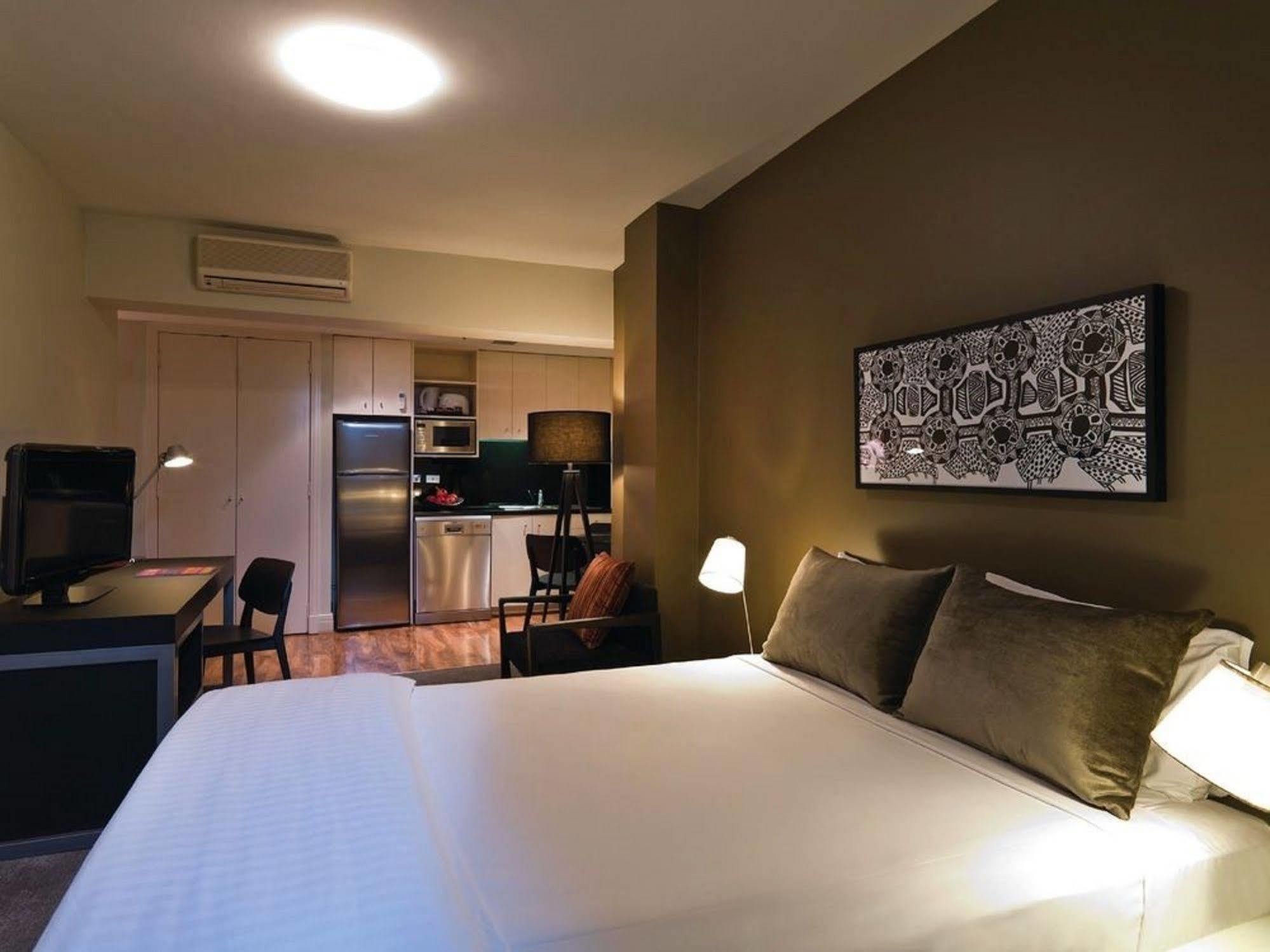 Adina Apartment Hotel South Yarra เมลเบิร์น ภายนอก รูปภาพ
